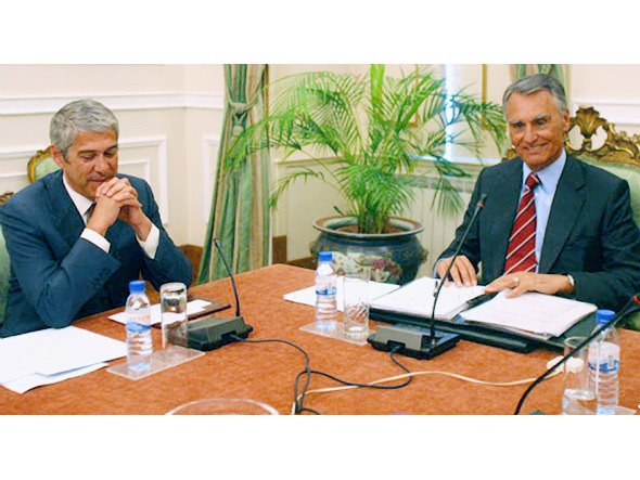 [portugal_jose_socrates_e_cavaco_silva.jpg]