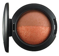 MAC In the Groove Mineralize Blush Duo A LITTLE BIT OF SUNSHINE MAC In the Groove Mineralize Blush Duo A LITTLE BIT OF SUNSHINE
