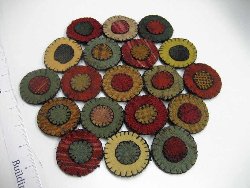 Penny Rugs - Winterberry Cabin, Hand-dyed Felted Rug Hooking Wool