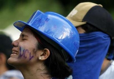 [reuters-crying-071107.jpg]