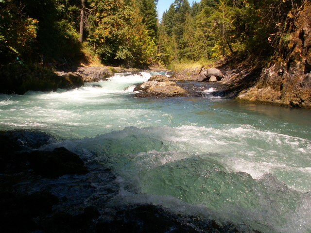 [WhiteSalmonRiver012.JPG]