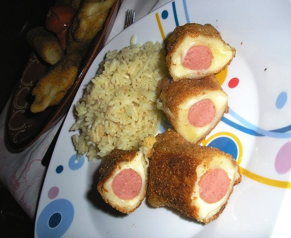 [ROLINHOSDESALSICHAEQUEIJO007.jpg]