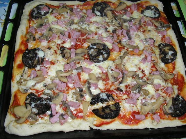 [PIZZACOMFARINHEIRA003.jpg]