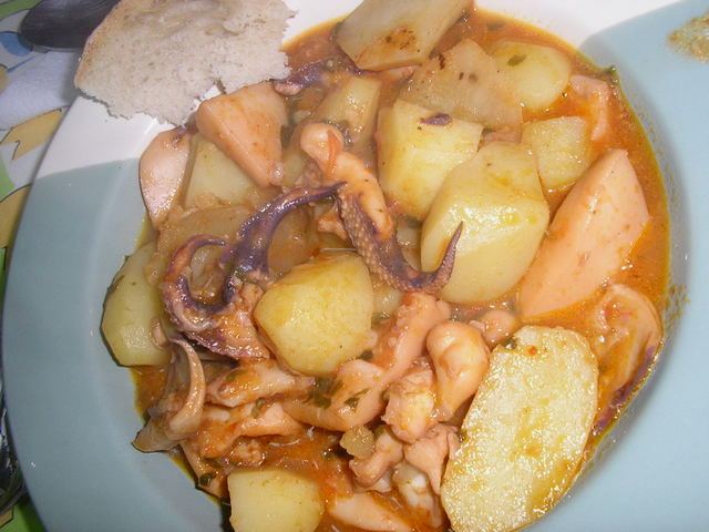 [CHOCOGUISADOCOMBATATAS004.jpg]