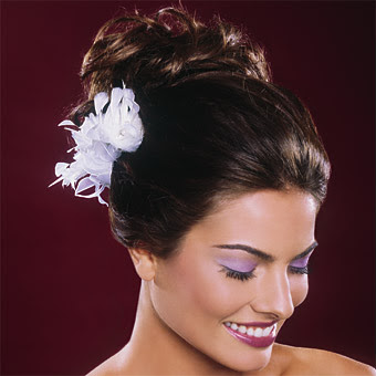 Hairstyles For Winter Weddings