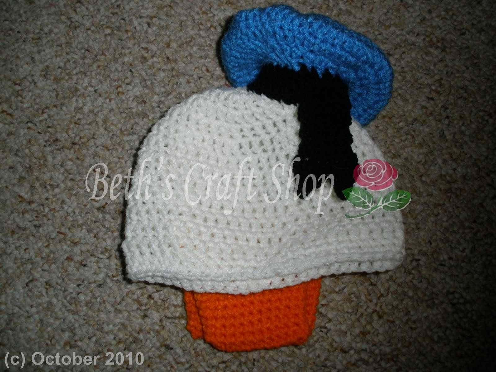 Beth's Craft Shop: Donald Duck Hat