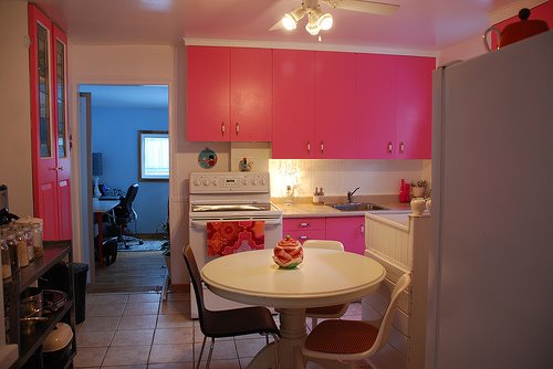 [kitchen-pink1.jpg]