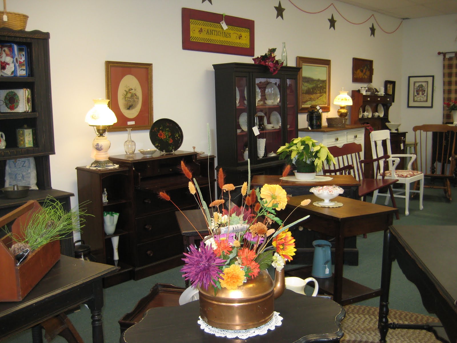 C. Dianne Zweig Kitsch 'n Stuff Visiting Country Furniture Loft In