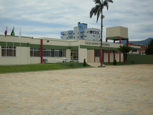 EEB Santa Terezinha: Inauguração escola santa terezinha