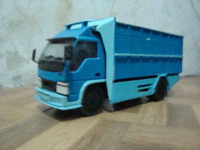  miniatur  bus kayoe