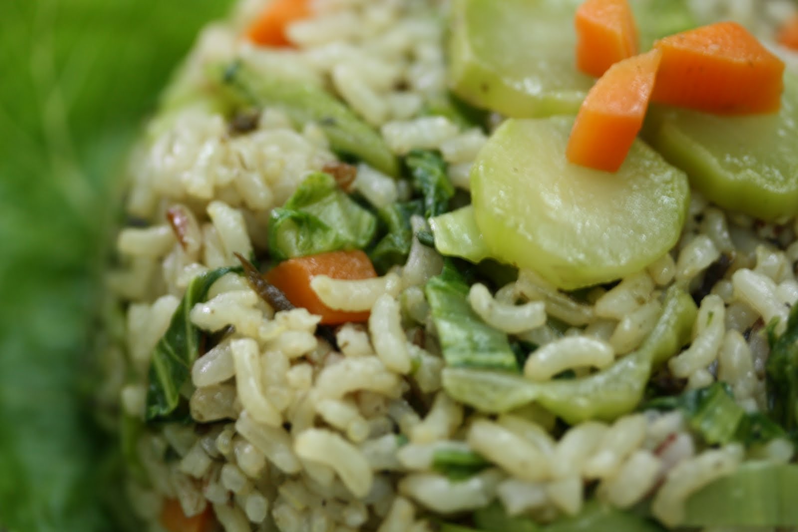 Meow Meow Kitchen Mustard Green With Preserved Olive Fried Rice