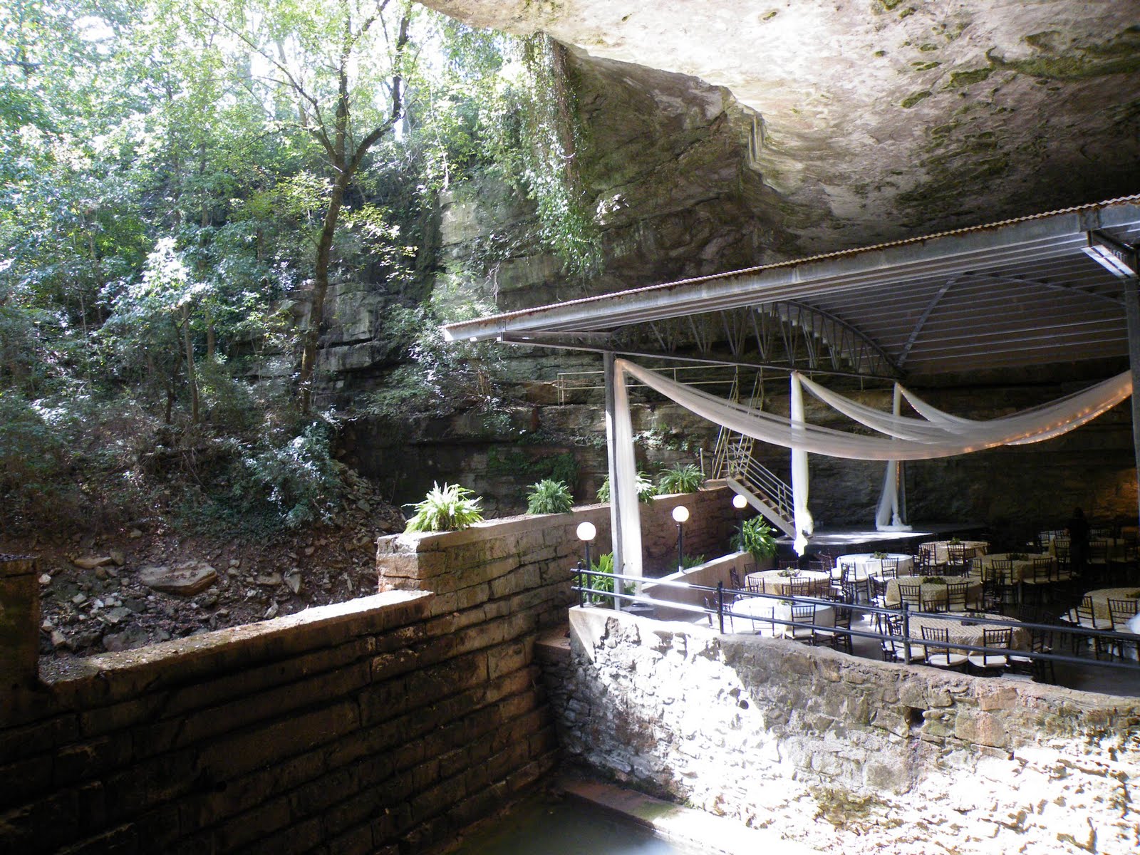 Kentucky Travels: Lost River Cave- Bowling Green KY
