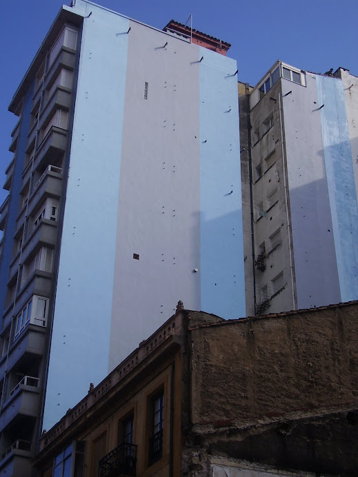 Medianera Rehabilitada por TRAVELASTUR