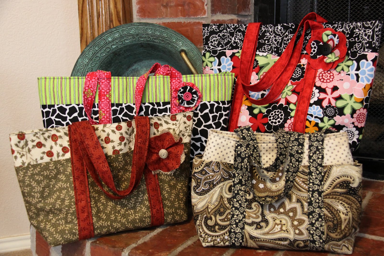 Minutes to Spare...: Fun Fabric Bags