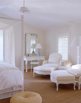 All-white bedroom-modern house design-interior