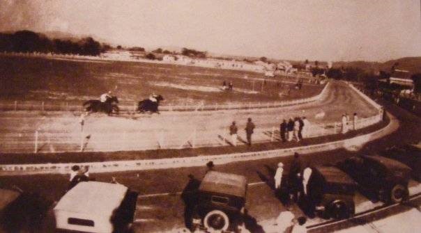 El primer velodromo de El Salvador, el "Campo Marte"