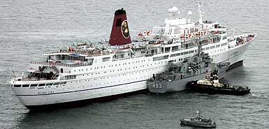 [Boat385_333283a.jpg]