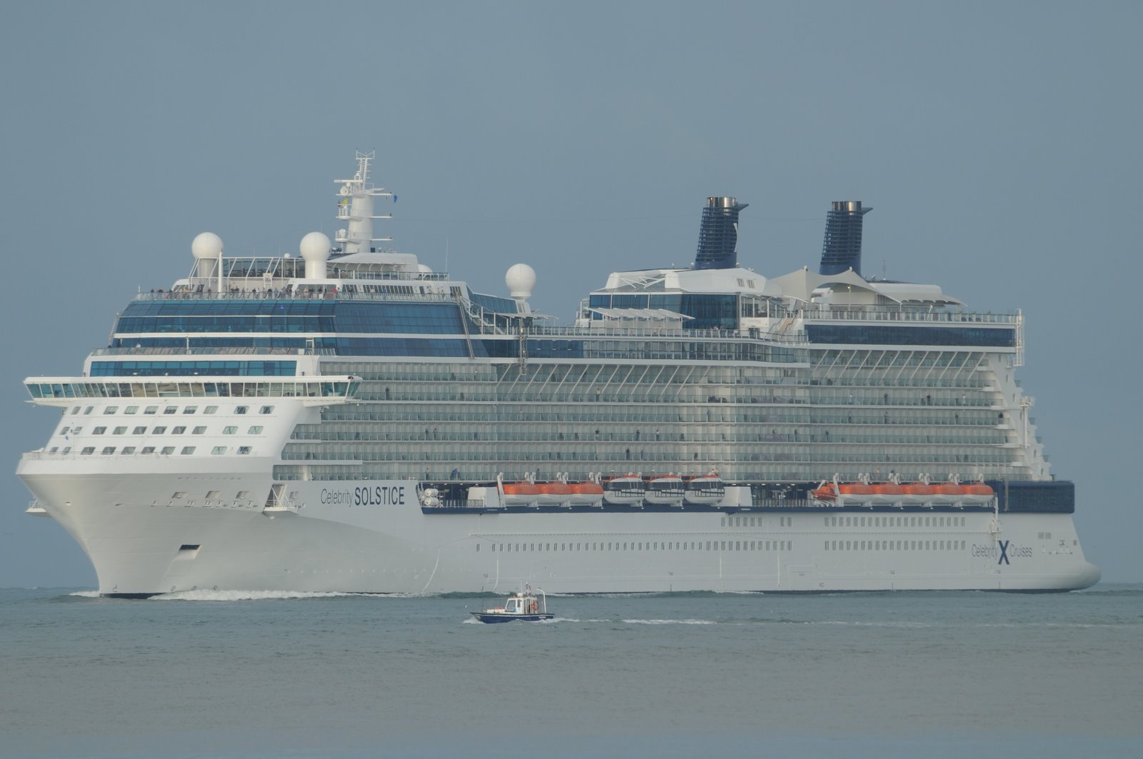 [CELEBRITY+SOLSTICE+2009-04-27+(11).JPG]