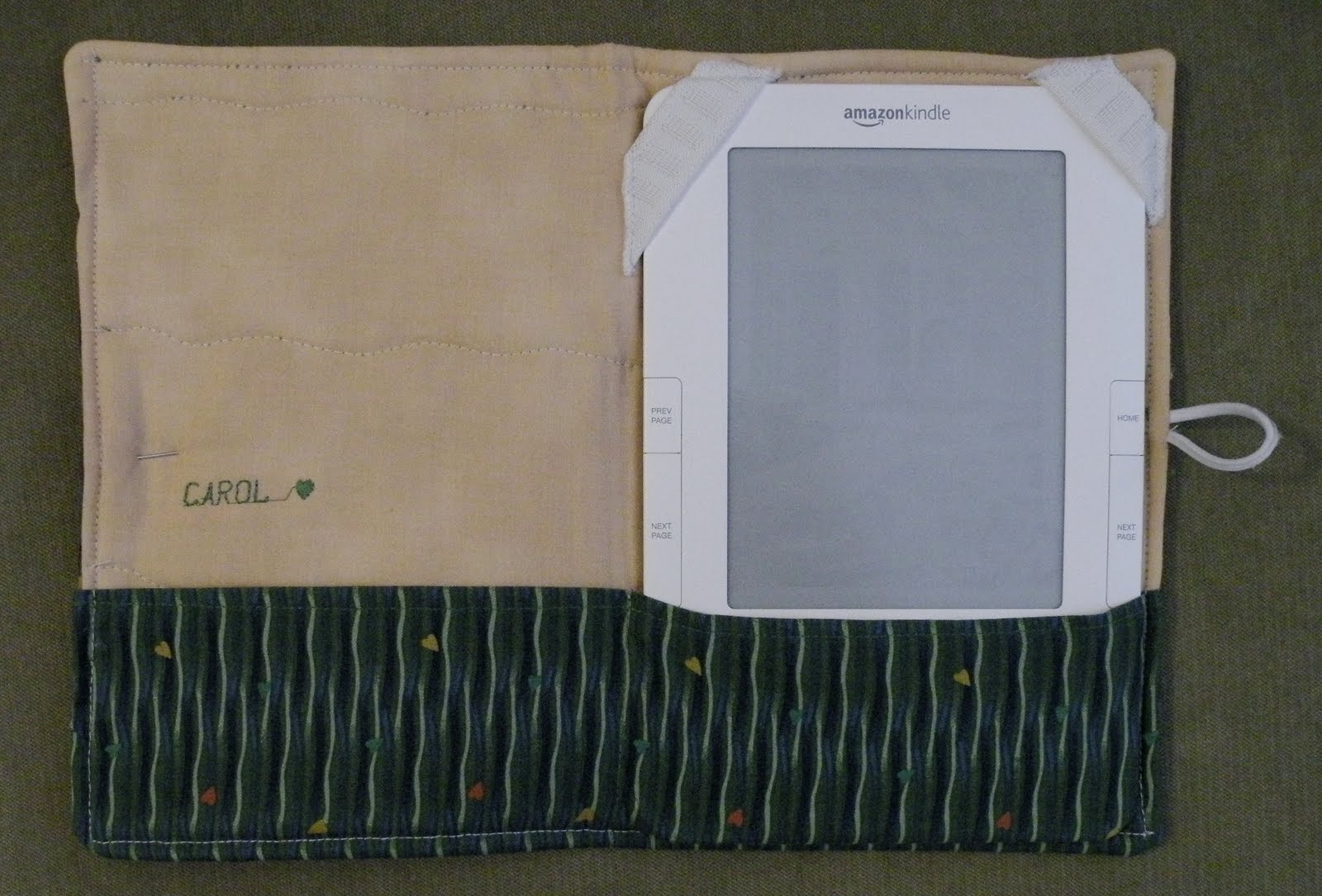 Giraffe Dreams Quilted Kindle Cover