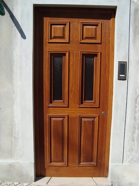 Carpintaria Tola & Teca: Portas Exteriores