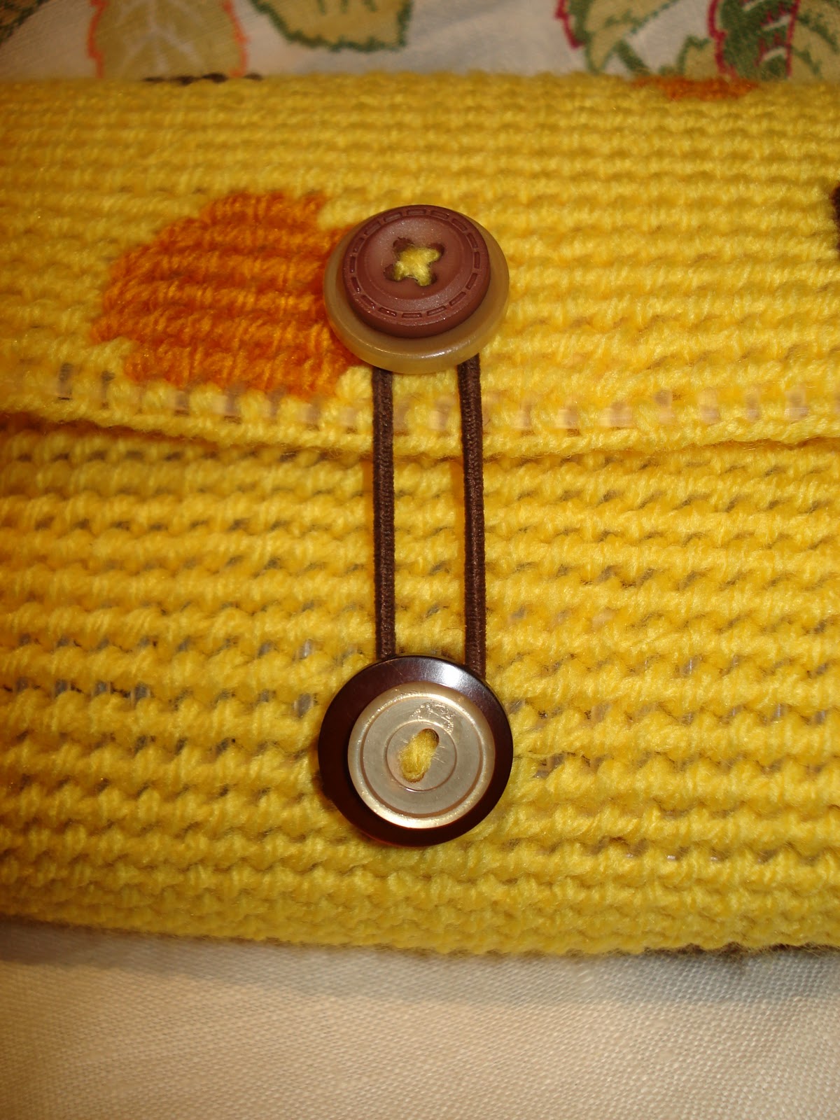 cupcake-cutie-plastic-canvas-purse