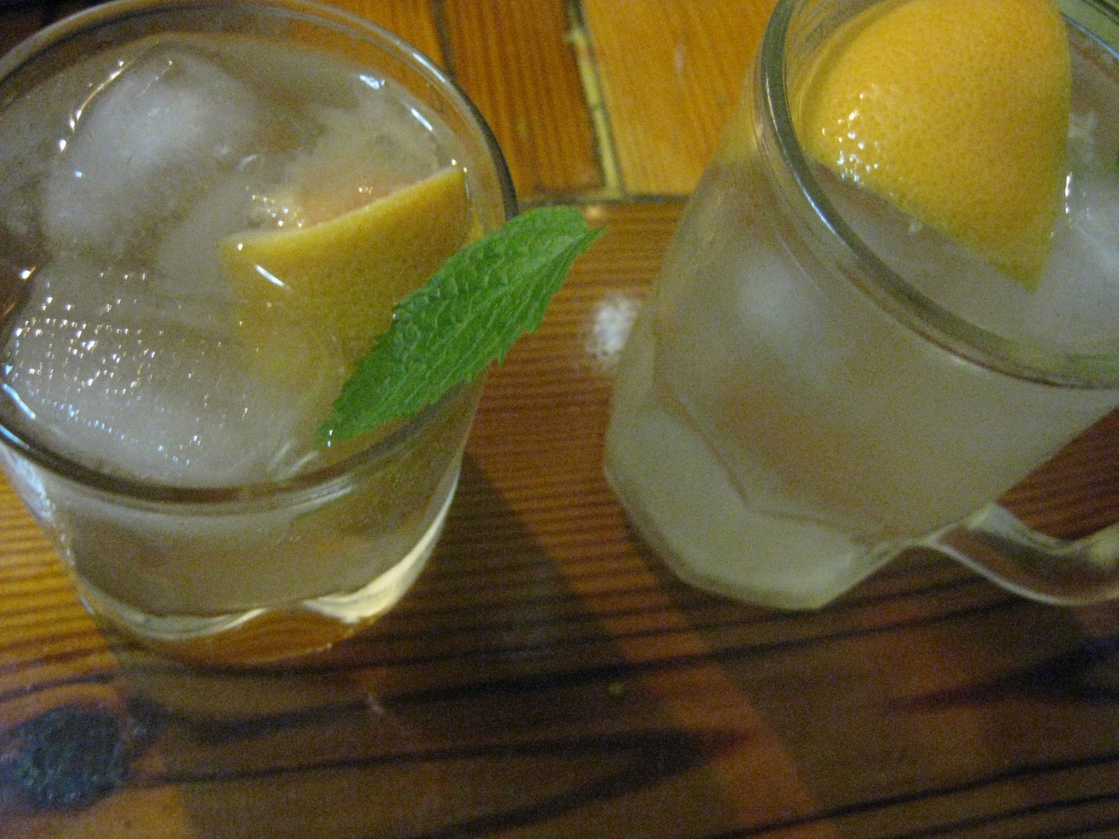 [gin+and+grapefruit+1.JPG]