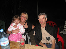 Con mi nietita Naira y con mi hermano Leonardo en Diciembre de 2009.