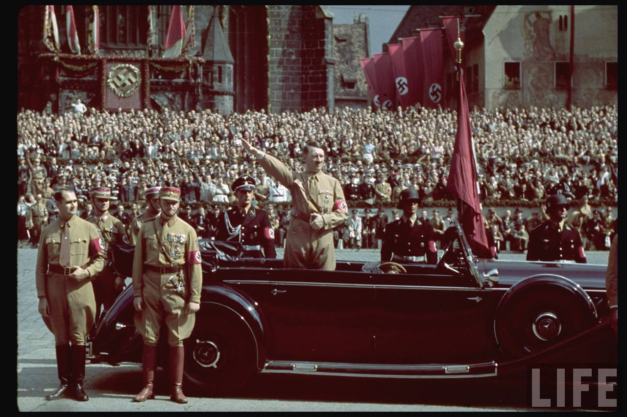 Apelo De Hitler Sobrevive 65 Anos Após Sua Morte Mudamos De Casa