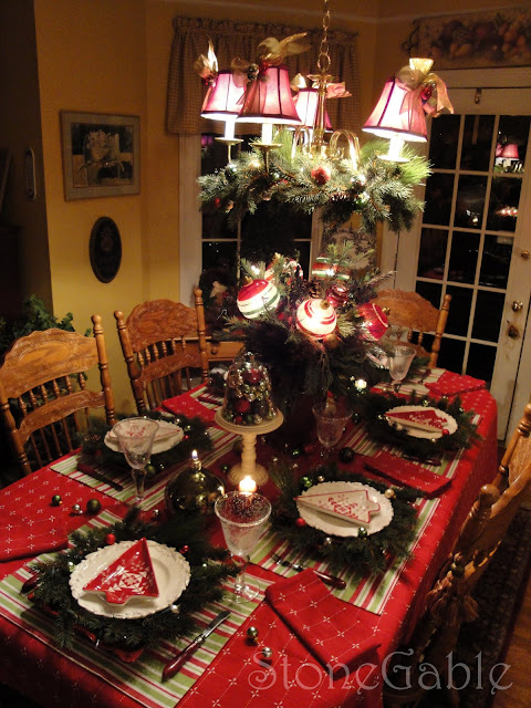 StoneGable: Decking the Halls Christmas Tablescape