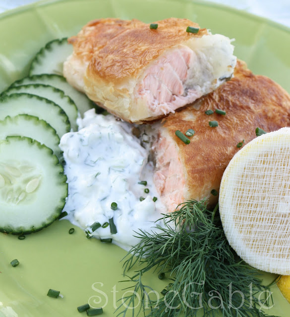 StoneGable Salmon En Croute With Cucumber Dill Sauce