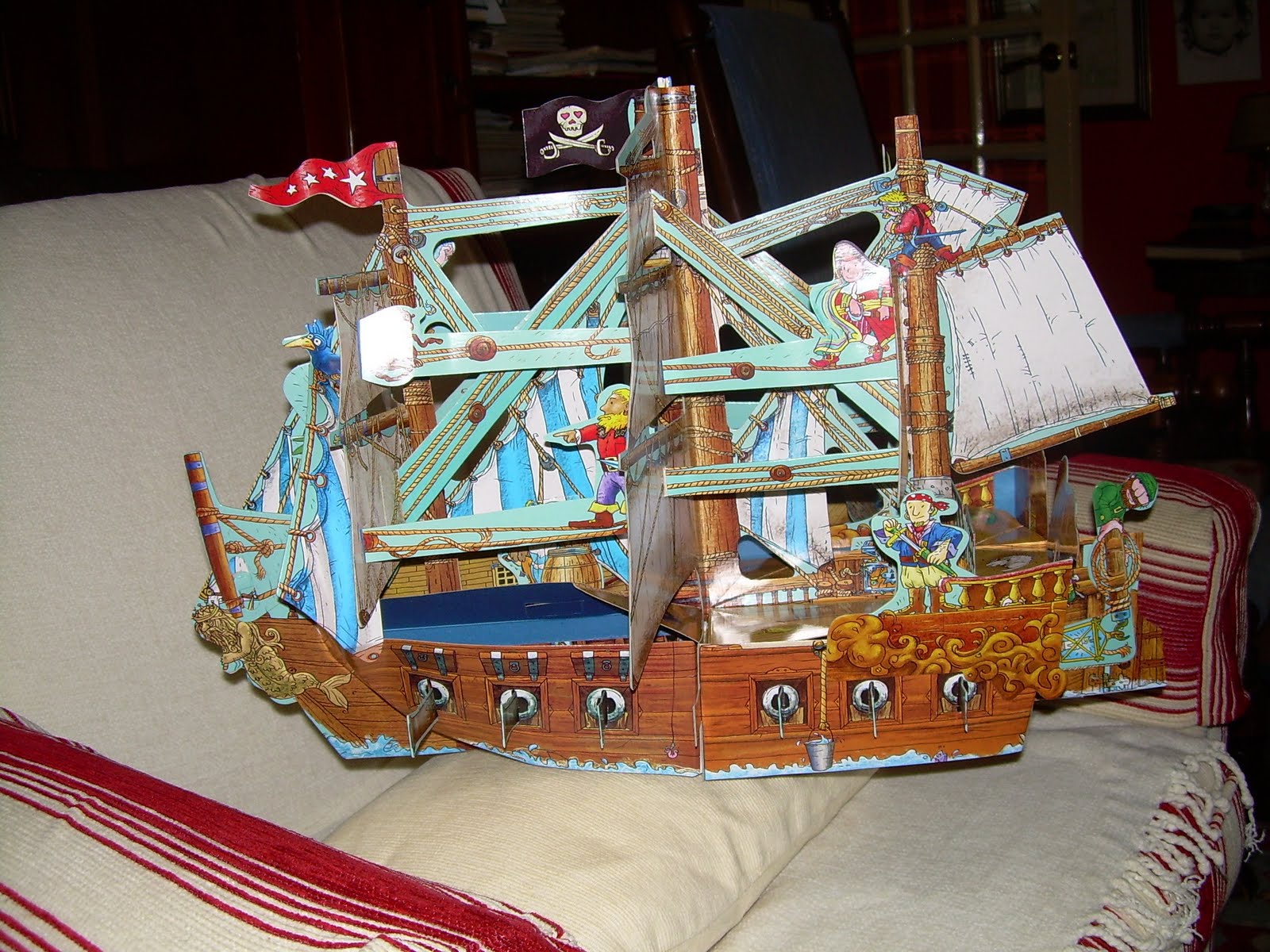 Anabags: Y este es el del barco pirata