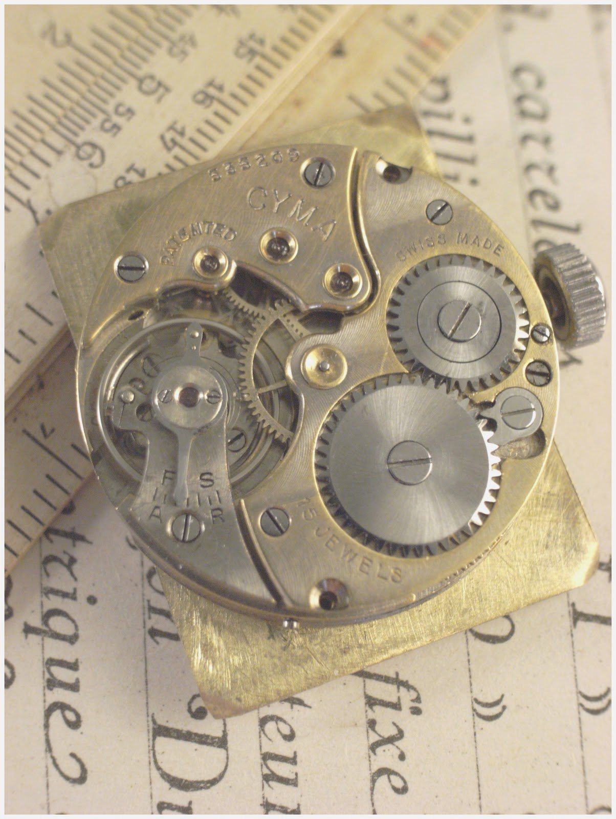 Montre Mécanique Vintage DILECTA - Boîtier Plaqué Or, Style Art Déco, Occasion