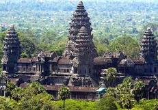 KEAJAIBAN DUNIA: angkor wat
