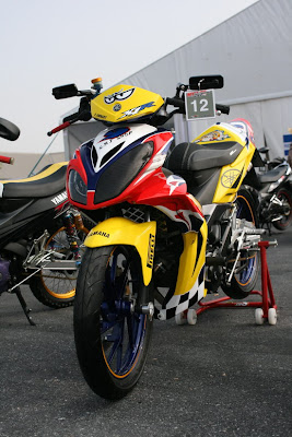 big motorycycle: Yamaha Spark 135 Road Racing