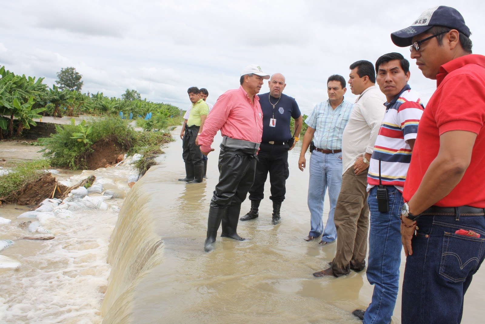 México Sur Noticias / Columnas en Tabasco: Teapa: Desborda Río y afecta ...
