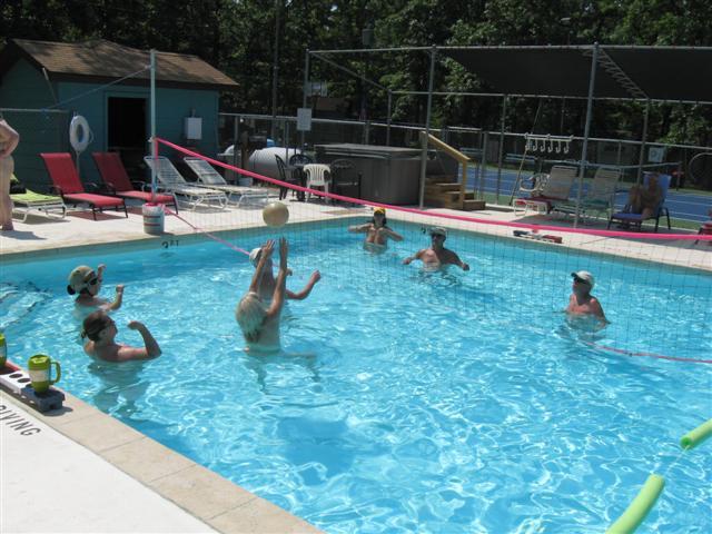 nudistresort: Forty Acre Club/Missouri/Family Nudist Resort