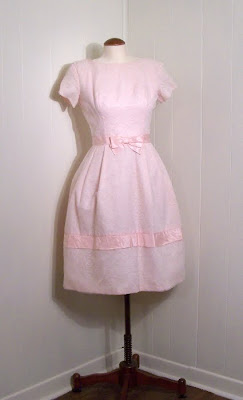 SLV-Some Like it Vintage.com: SERIOUSLY . In the Pink