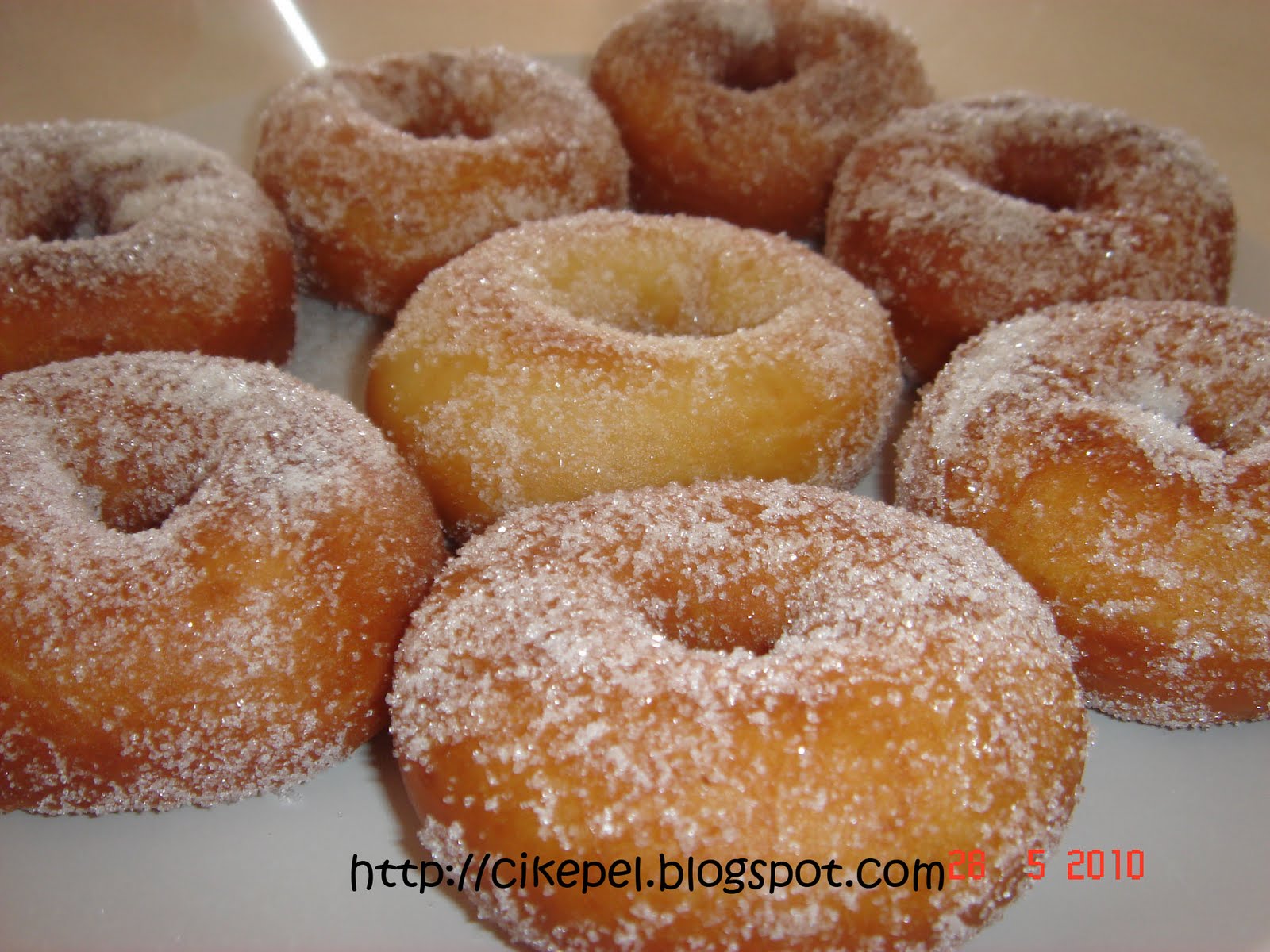 Keluarga & Resepi: ^_^: Donut Suria
