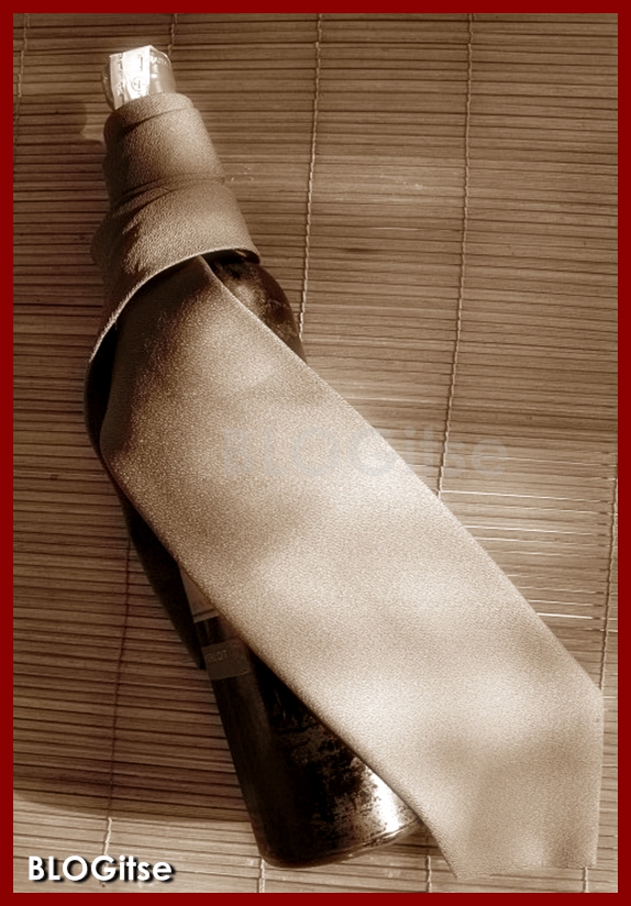 [NaBloPoMo February 2010 day #18 TIEd wine.JPG]