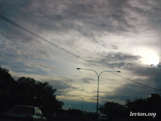 Sky (Photograph)
