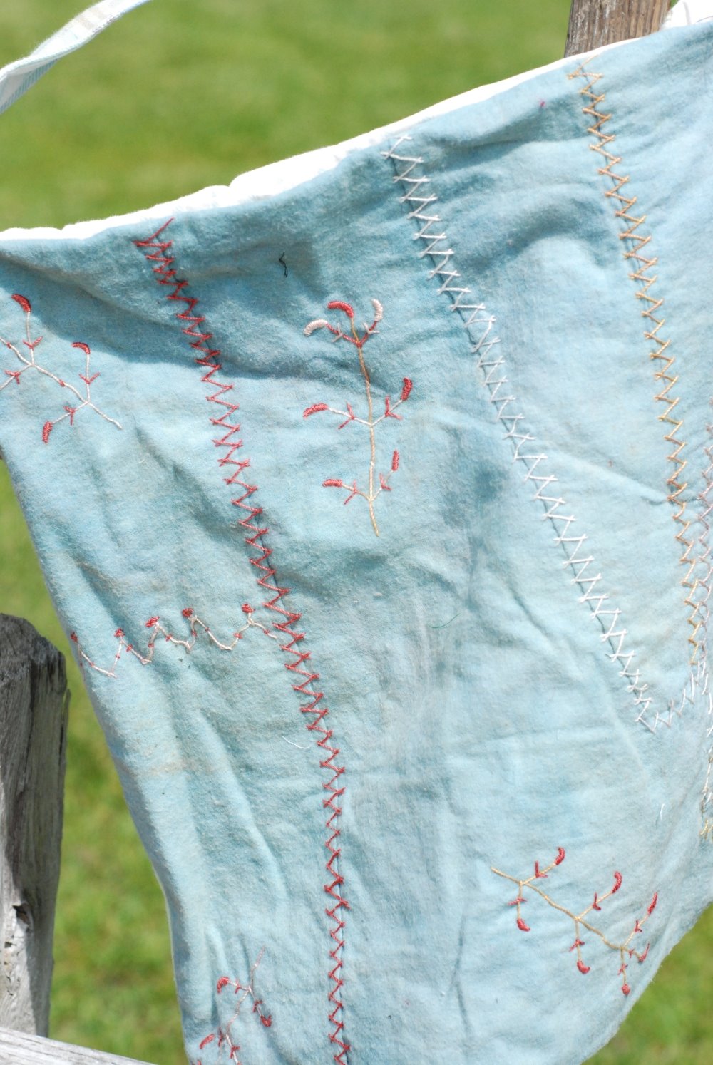 [Lightblue.Auntie.jpg]