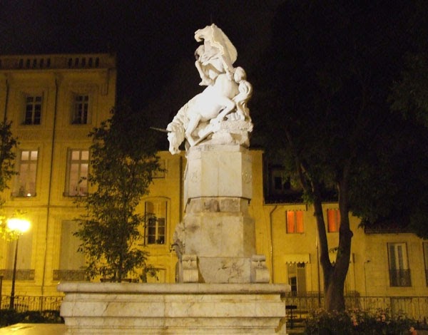 Montpellier petits secrets de nos grandes places La Gazette de