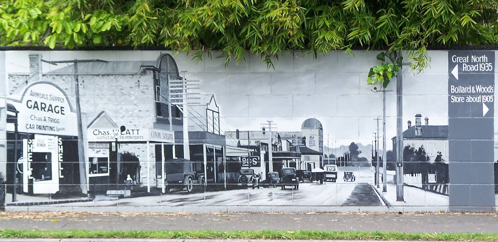 [Ash+St+Mural+04.JPG]