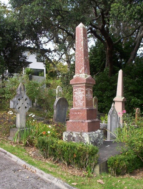 [Dargaville+grave.jpg]