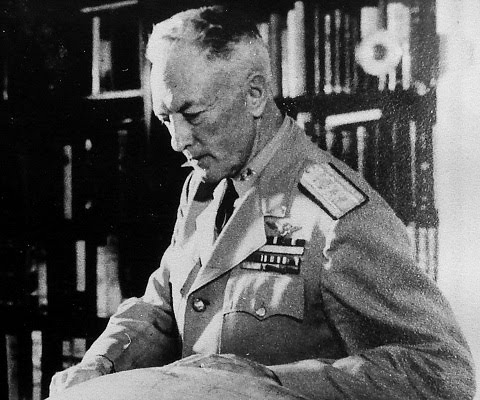 [Richard-E-Byrd-0893e7.jpg]