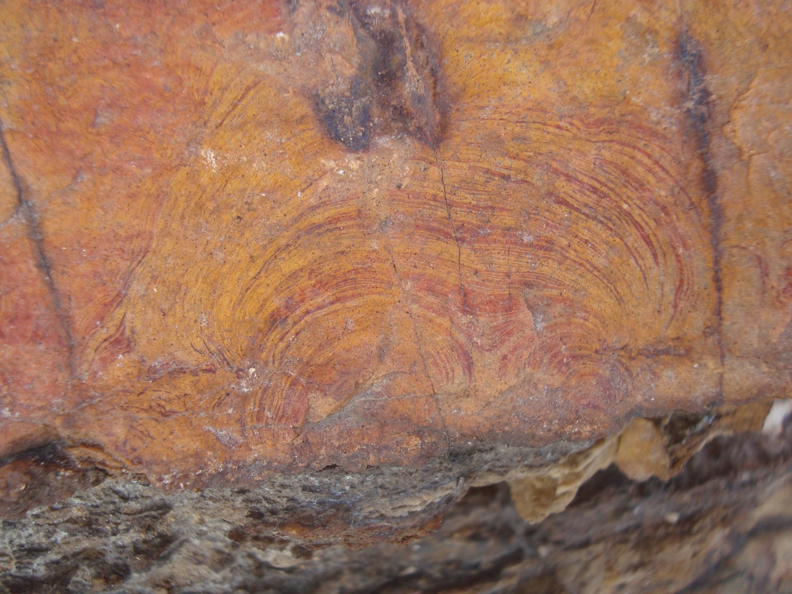 Cáceres al natural ANILLOS DE LIESEGANG EN LAS CUARCITAS