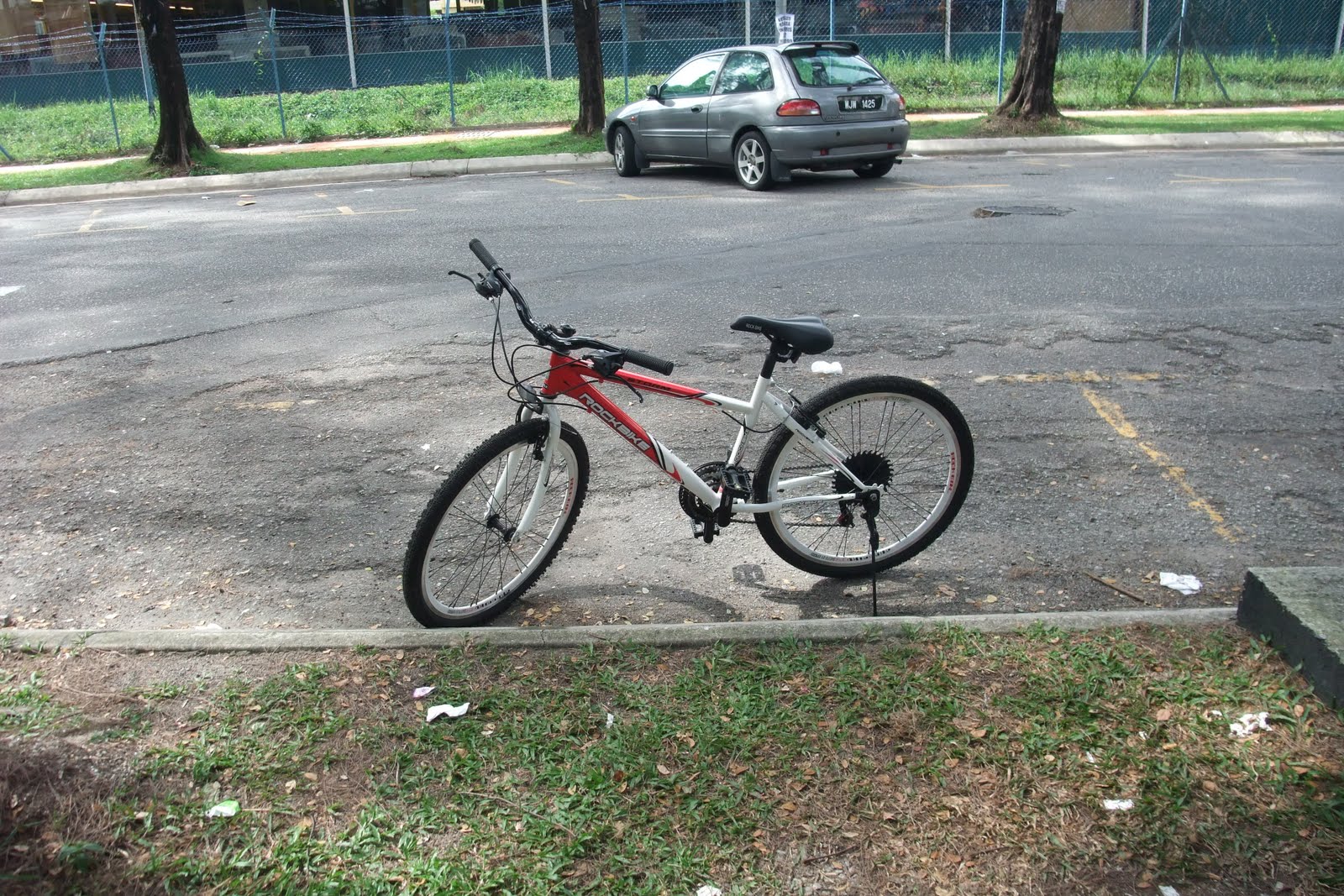 haPpY HaPpY A Bicycle Ride around Taman Setiawangsa, KL