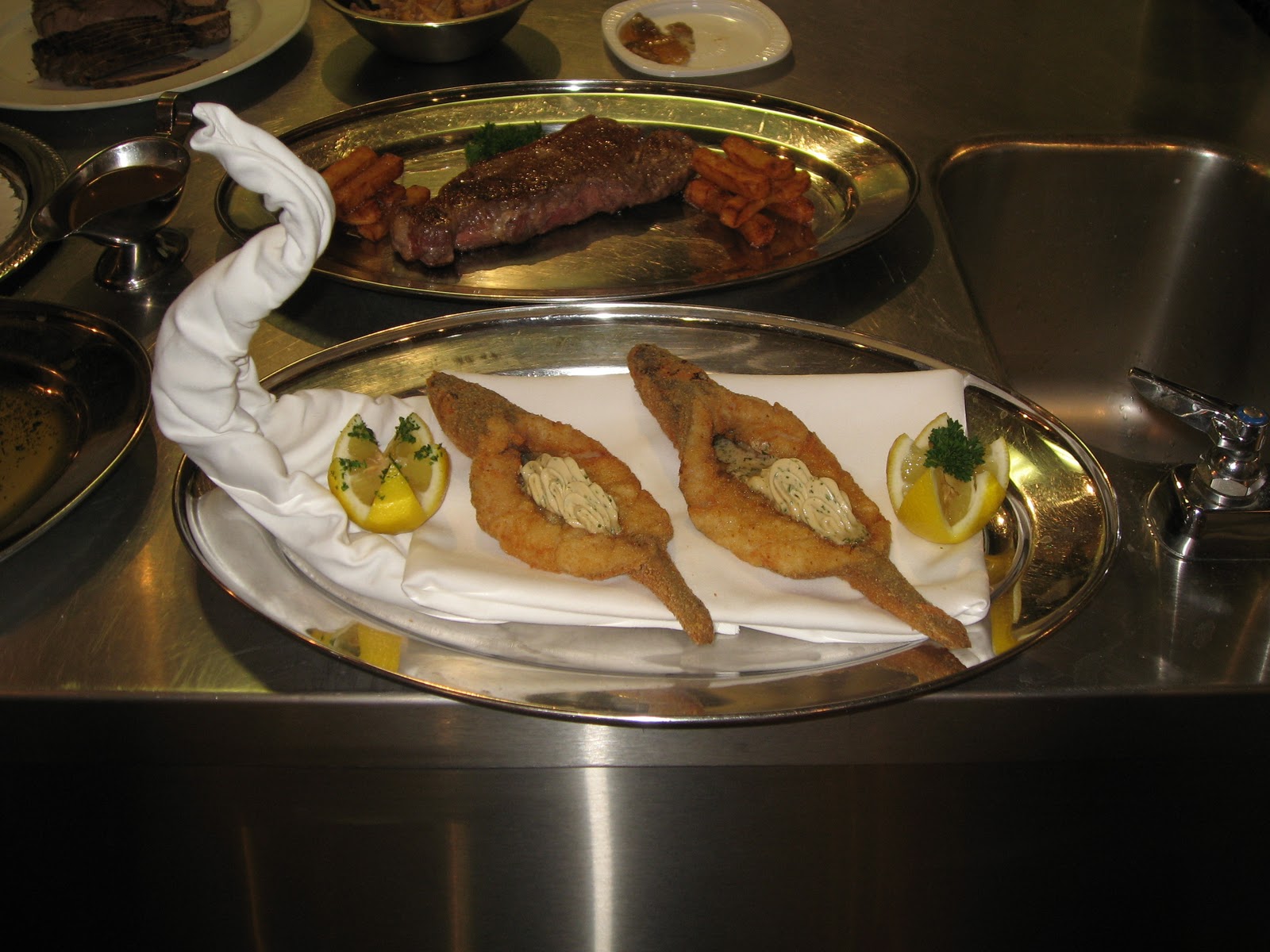 The Harvard Cook: REVIEW: Merlan frit Colbert