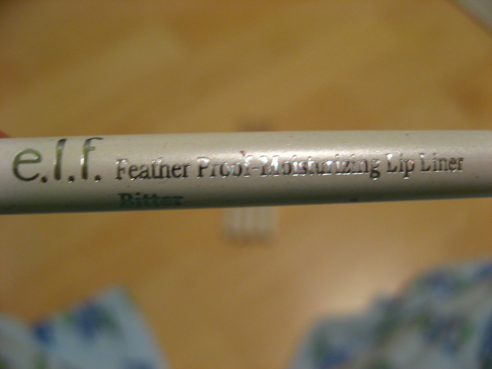 MMnoob ELF Featherproof Lip Liner Review