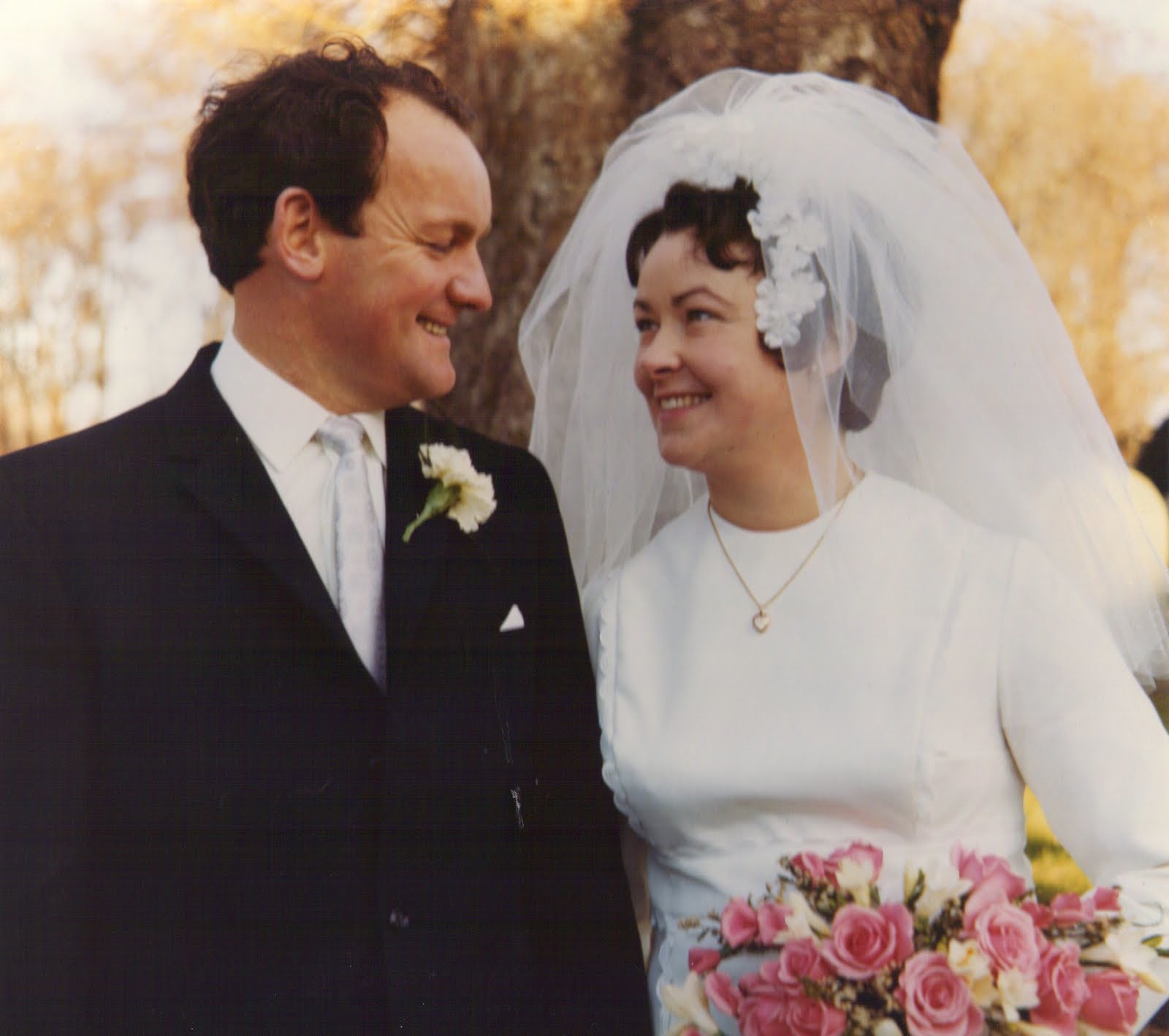 A Kilchoan Diary: Congratulations Sue and Dochie